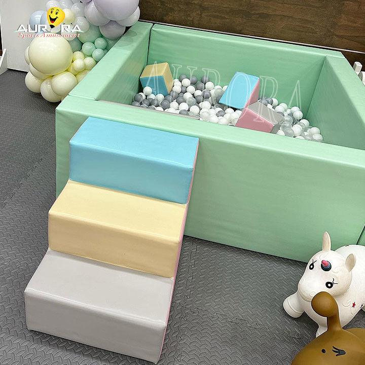 Pastel Baby Soft Play Bloków wspinaczkowych do wynajęcia na imprezy