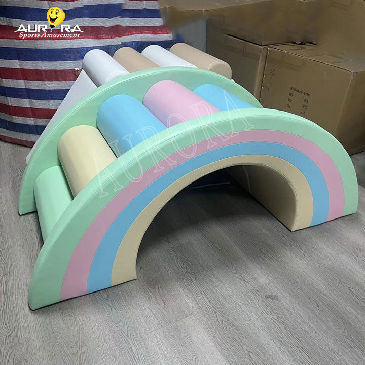 Pastel Baby Soft Play Bloków wspinaczkowych do wynajęcia na imprezy