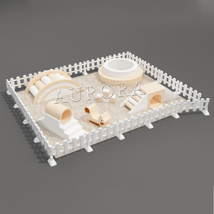 Miękkie zabawki dla dzieci Białe i różowe Miękkie zabawki ustawione w drzwiach i na zewnątrz