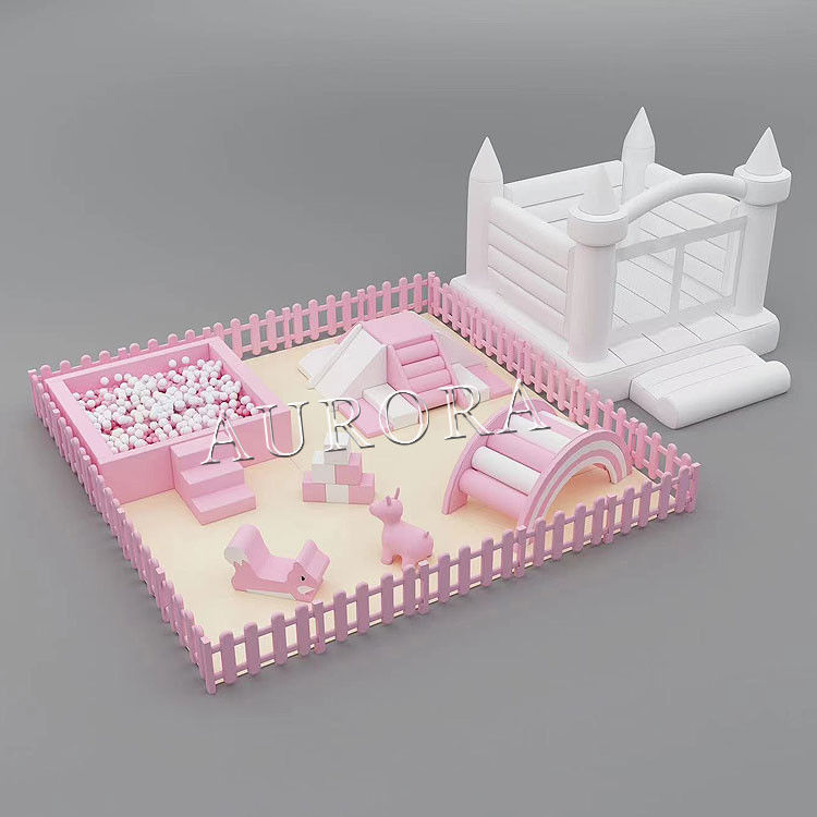 Białego płotu, kulki, dołka, sprzęt do gry, biały zestaw do zabawy