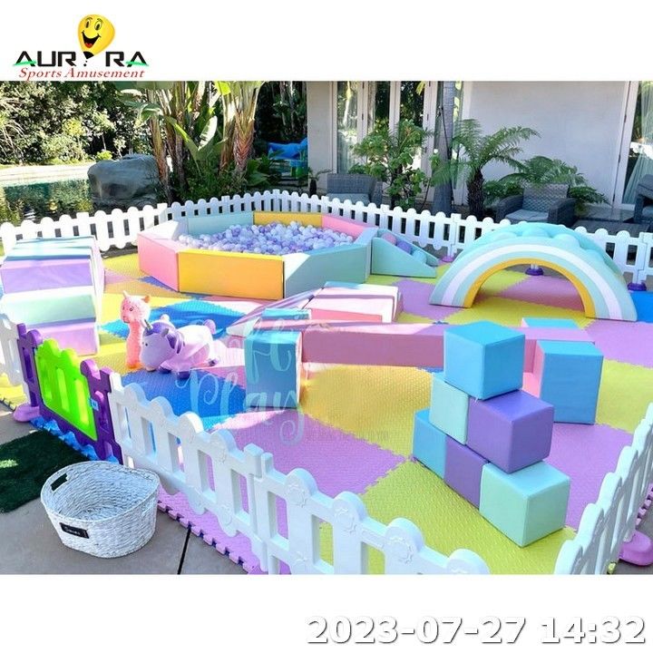 Merry Go Round Soft Play Wypożyczalnia sprzętu Pianka Miękka Plac zabaw dla dzieci