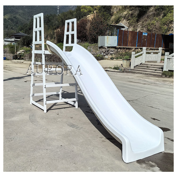 Zindywidualizowany falisty zjeżdżalnik zewnętrzny dla dzieci Plastic Popular Safety Slide Soft Play Slide